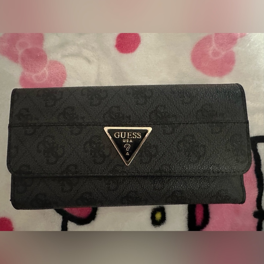Guess wallet